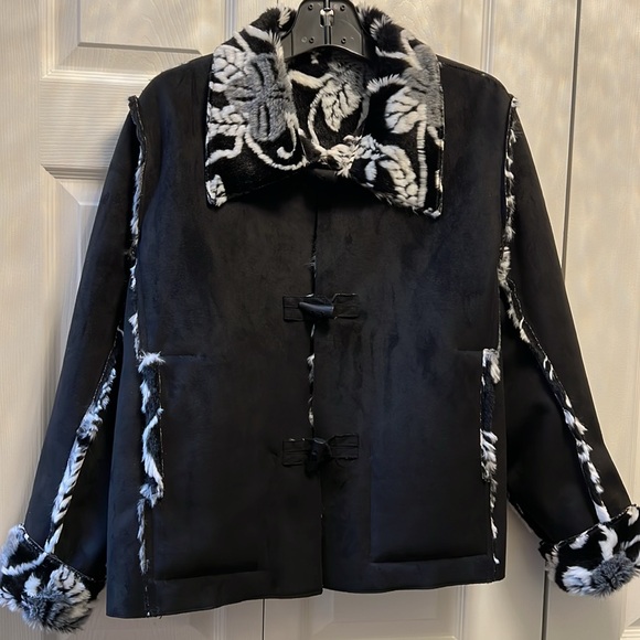 Reversible jacket. SOLD - Picture 2 of 10
